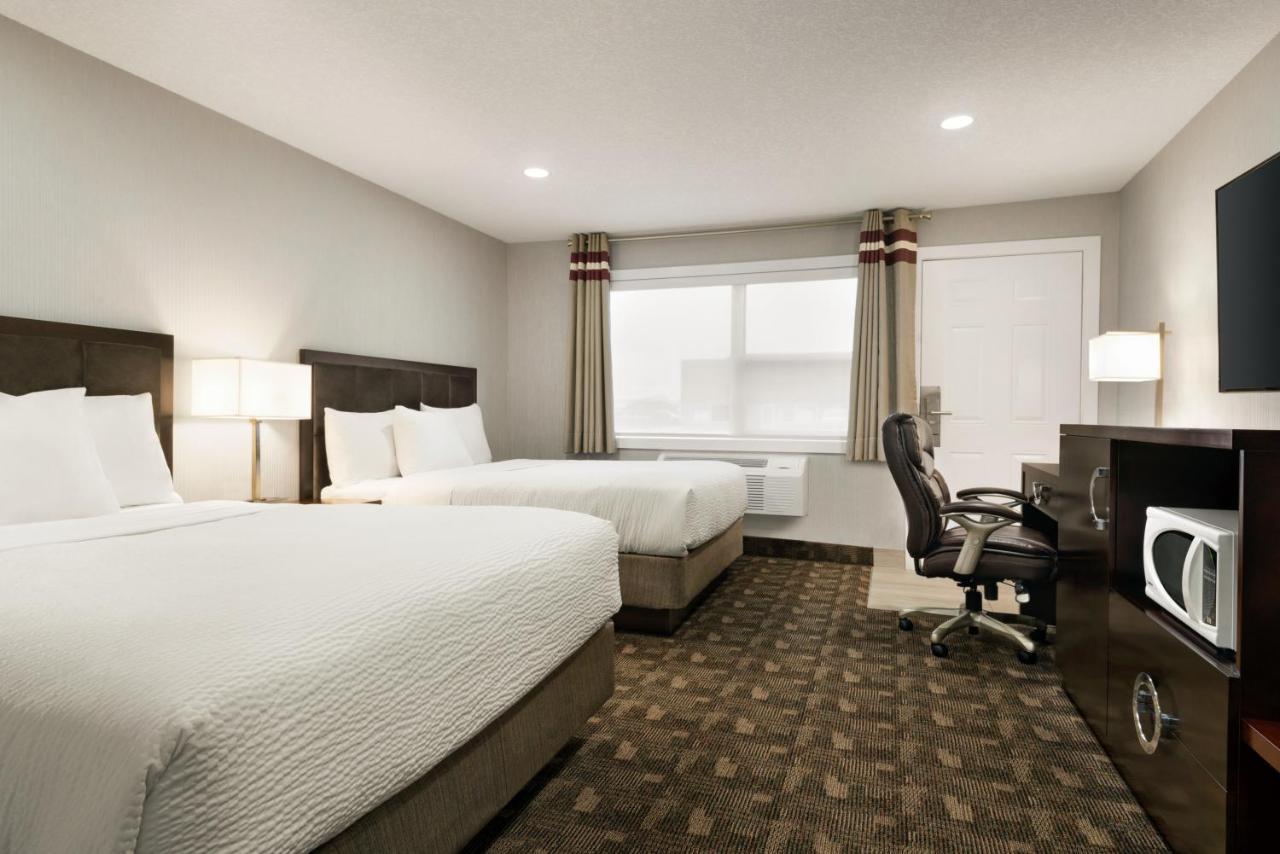 Days Inn By Wyndham Wainwright Esterno foto